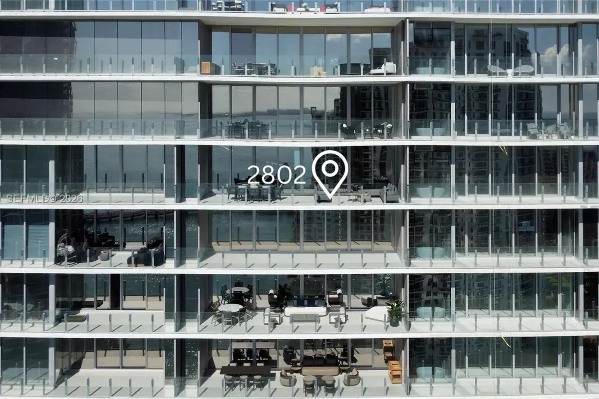 300 Biscayne Blvd Way # 2802, Miami FL 33131
