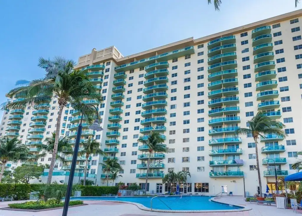 19380 Collins Ave # 805, Sunny Isles Beach FL 33160