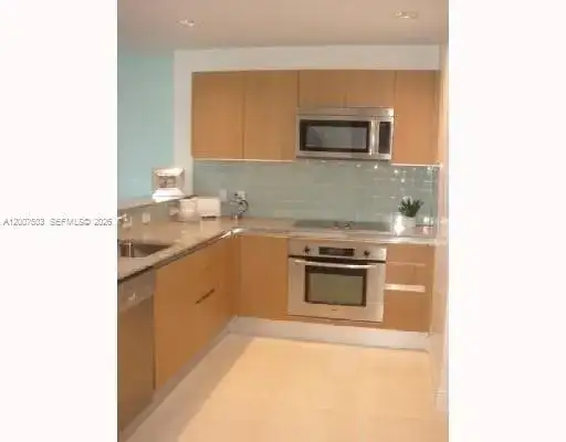 1050 Brickell Ave # 2312, Miami FL 33131 photo 5
