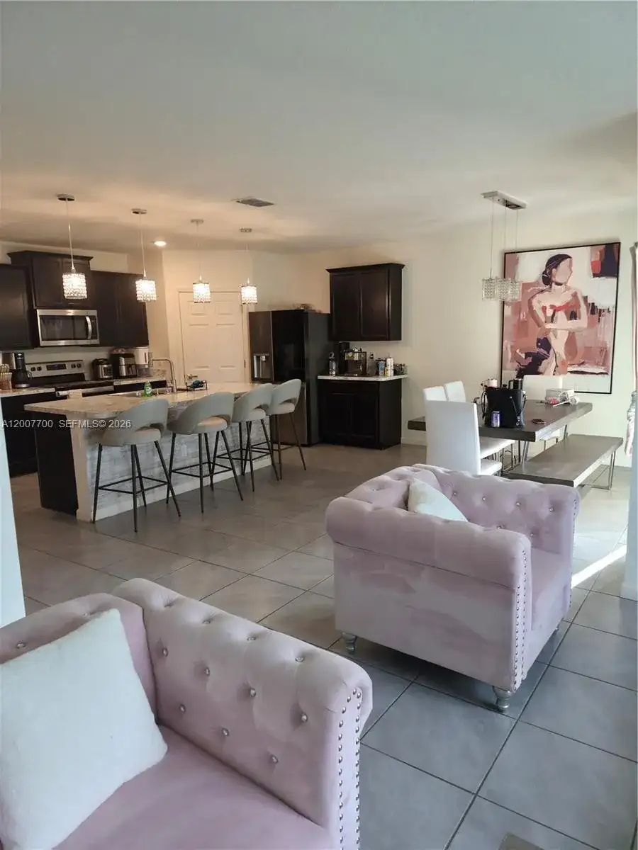 798 NW Bayshore Blvd, Port St. Lucie FL 34983 photo 2