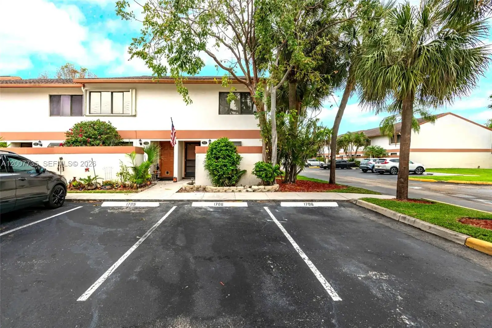 7111 SW 42nd Pl, Davie FL 33314 photo 2