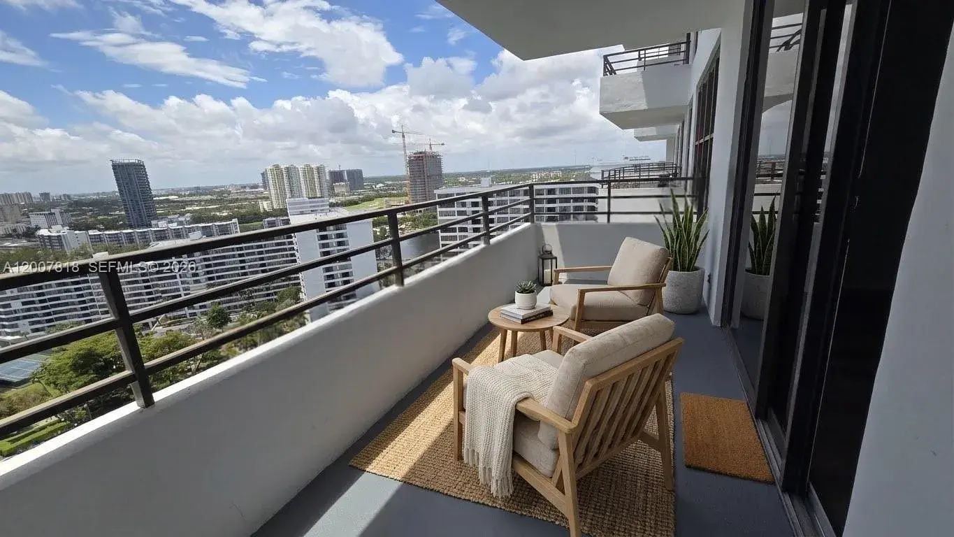2500 Parkview Dr # 2317, Hallandale Beach FL 33009