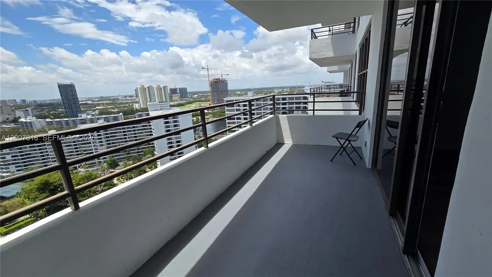 2500 Parkview Dr # 2317, Hallandale Beach FL 33009
