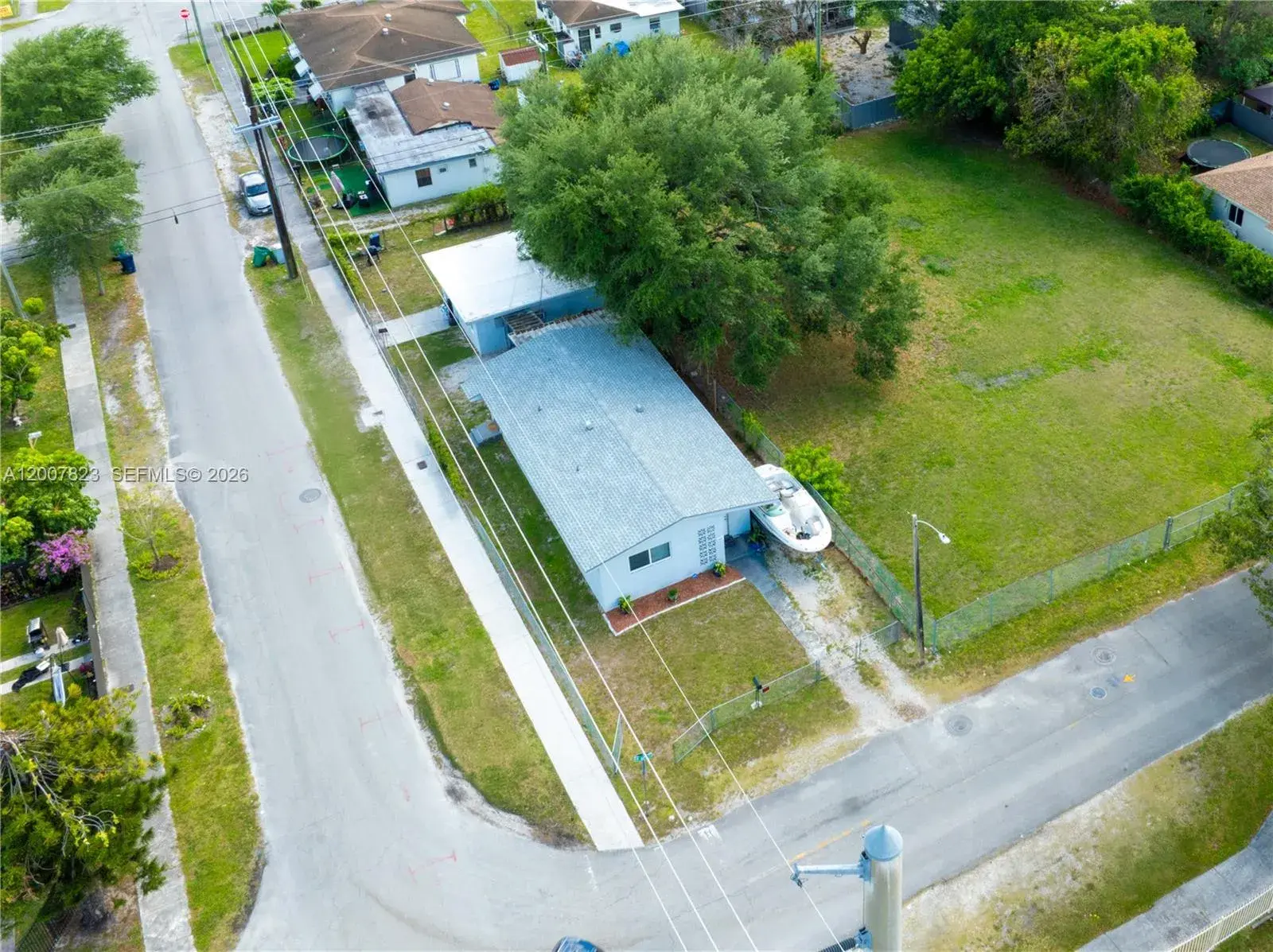2406 NW 67th St, Miami FL 33147