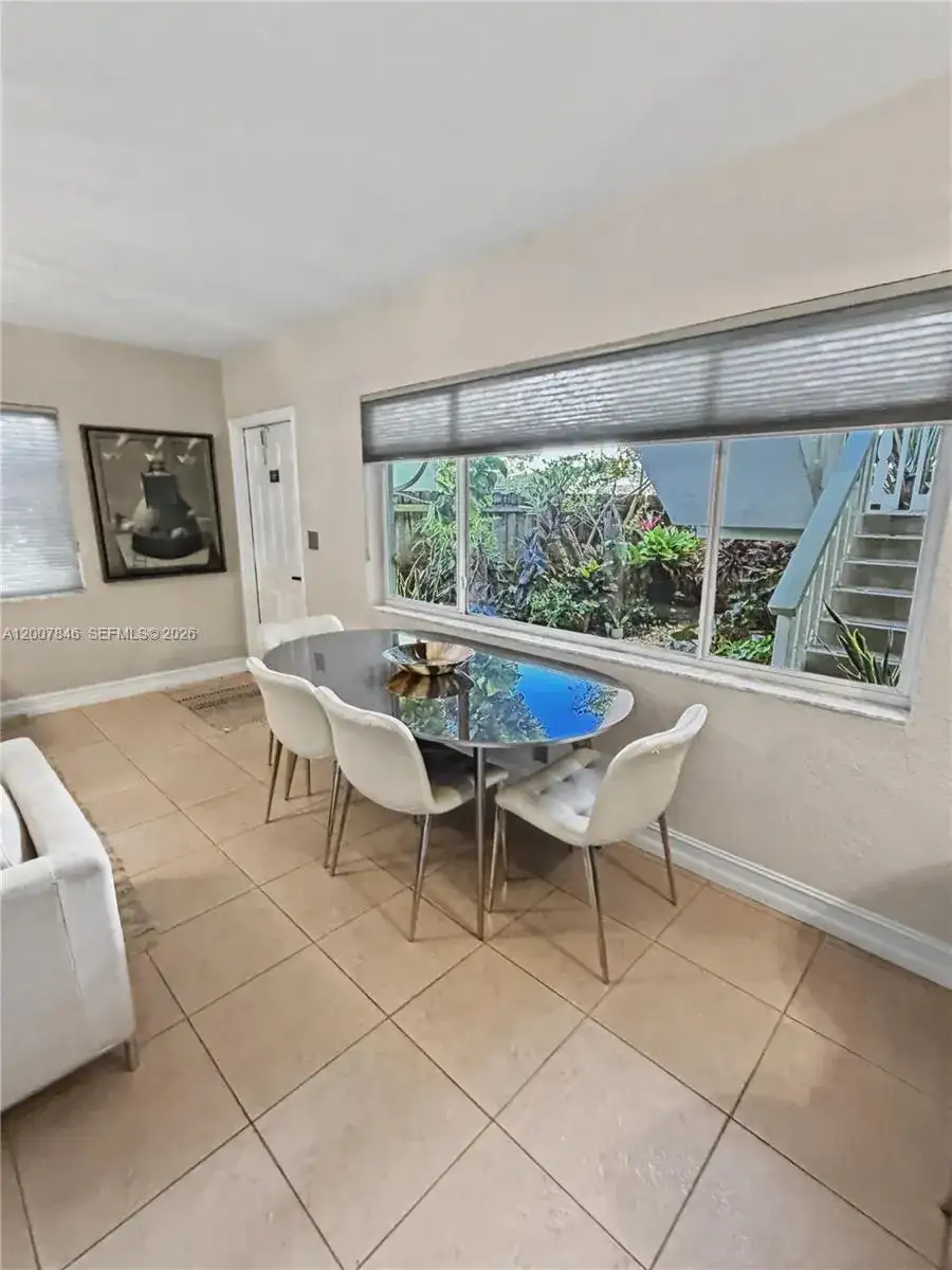 1423 Holly Heights Dr # 11, Fort Lauderdale FL 33304 photo 5