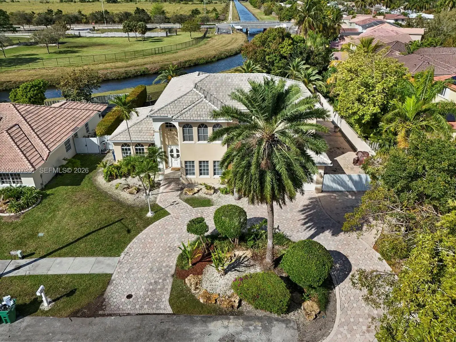 11230 SW 156th Ave, Miami FL 33196 photo 2