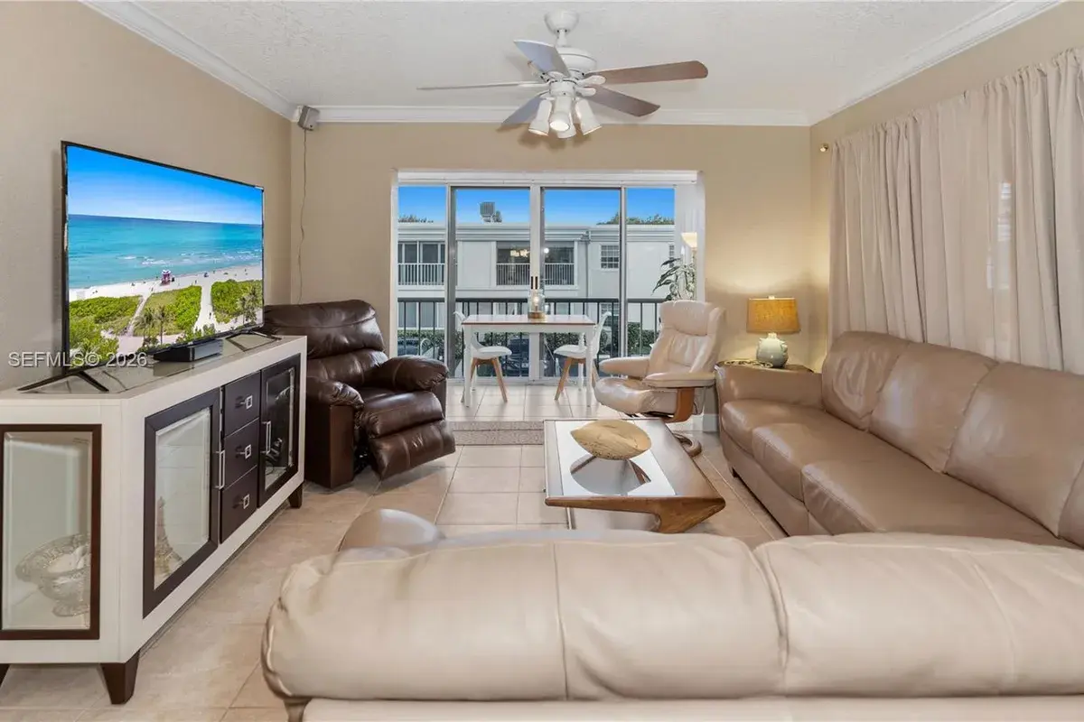 6315 Bay Club Dr # 3, Fort Lauderdale FL 33308