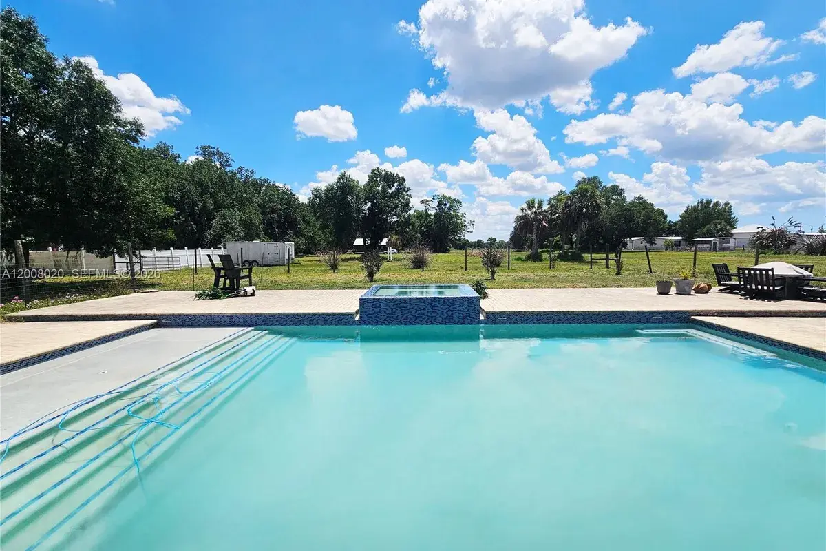 2445 SE Airport Estates St, Other City - In The State Of Florida FL 34266