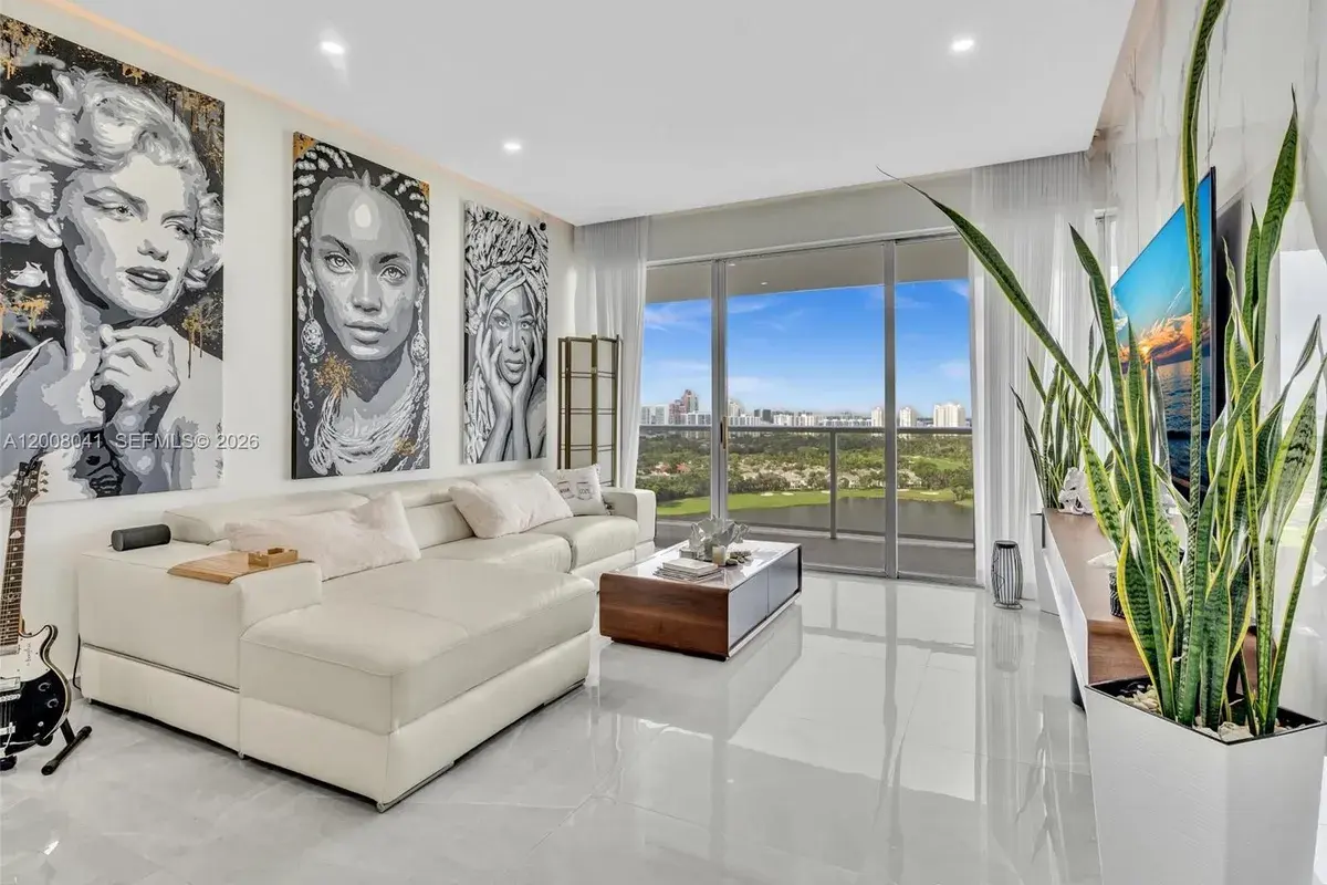 3731 N Country Club Dr # 24, Aventura FL 33180