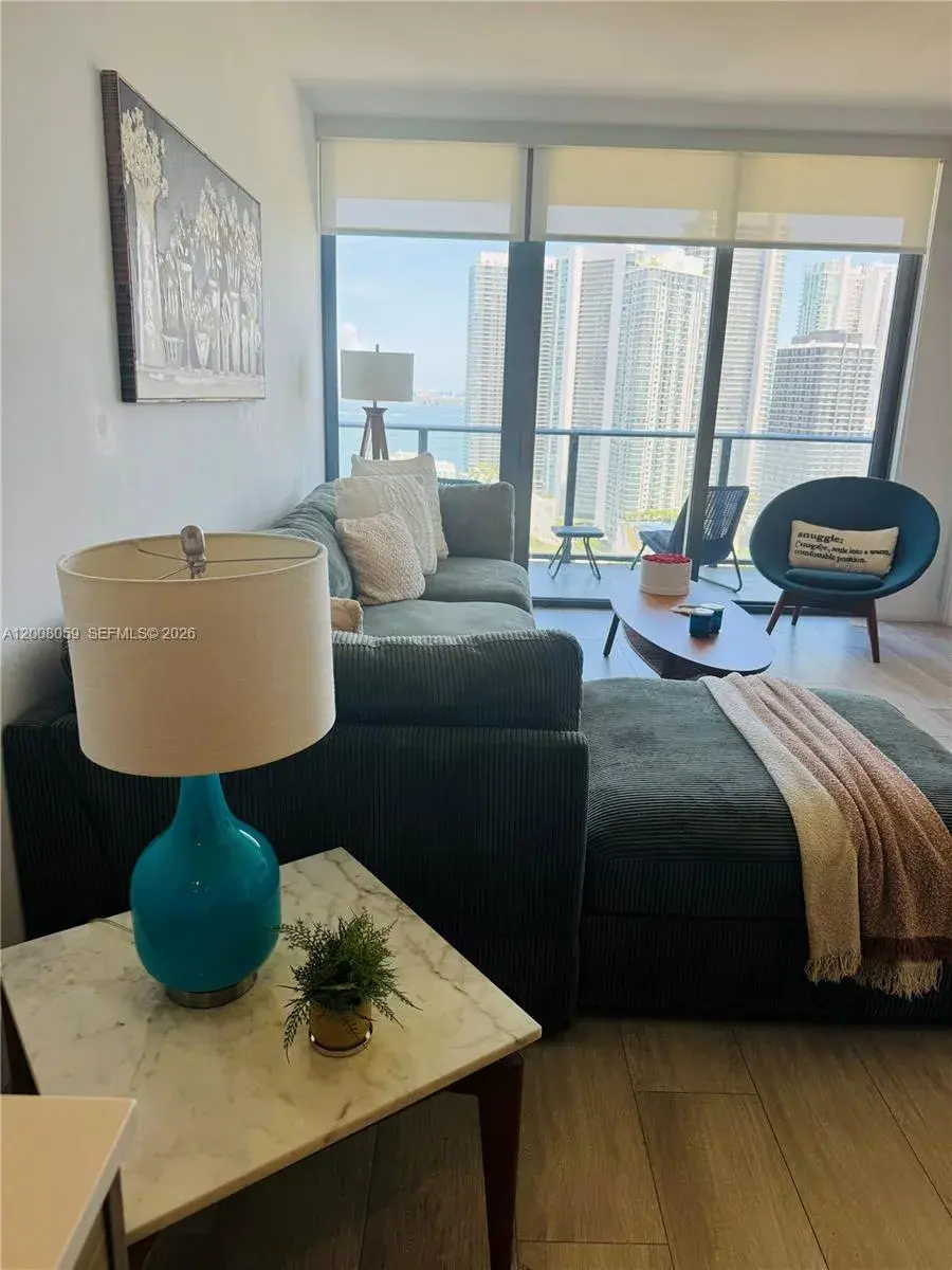 121 NE 34th St # 2705, Miami FL 33137