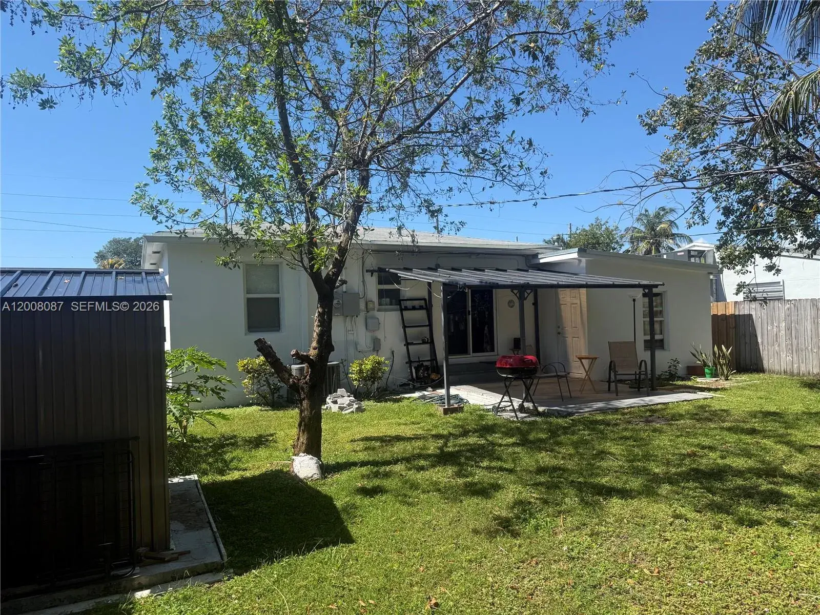 2323 Cleveland St, Hollywood FL 33020