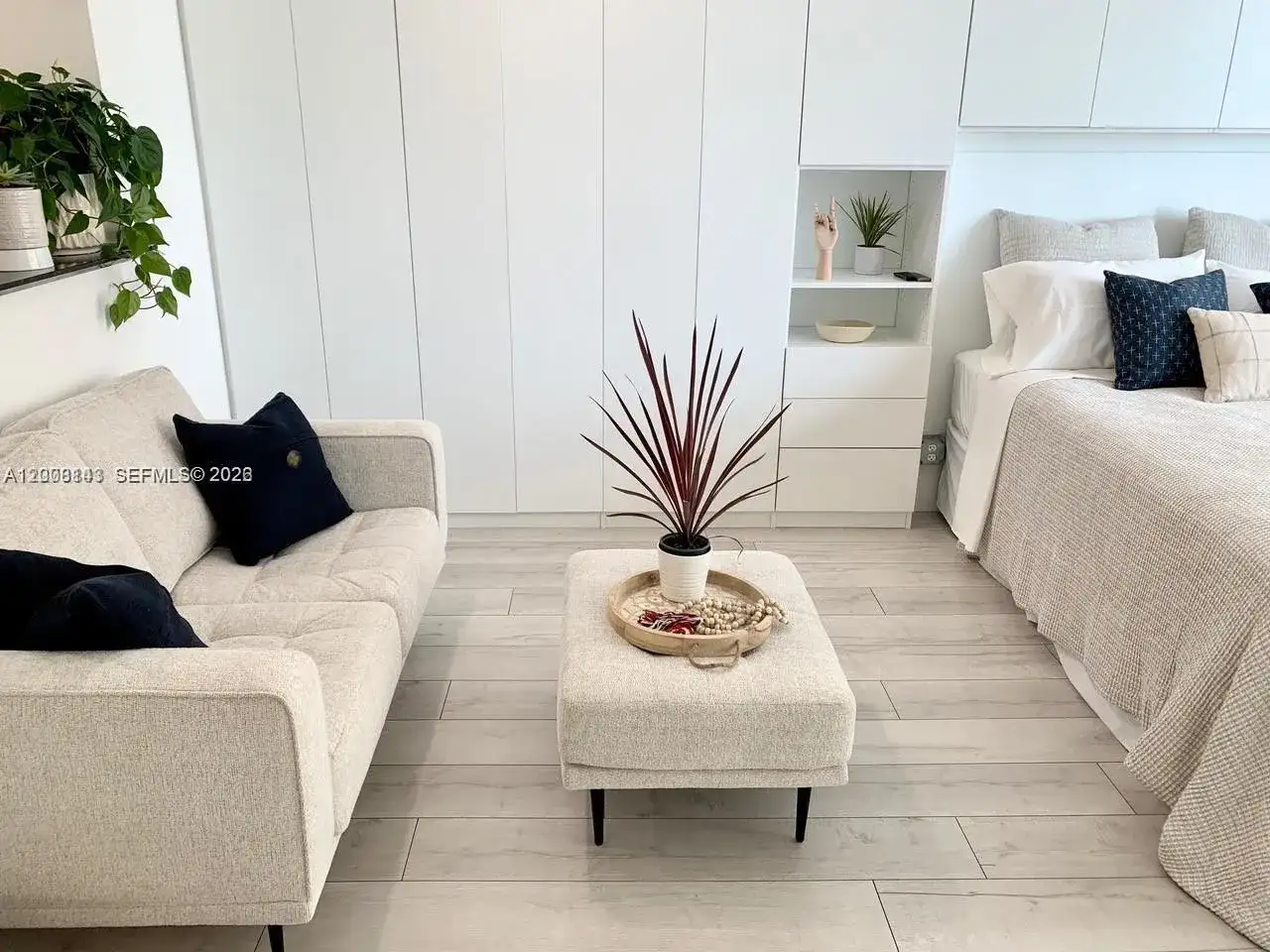 335 S Biscayne Blvd # 1106, Miami FL 33131 photo 5
