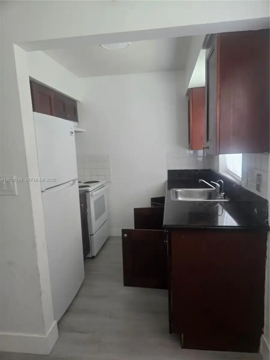 4090 NW 31st Ter # 3, Lauderdale Lakes FL 33309
