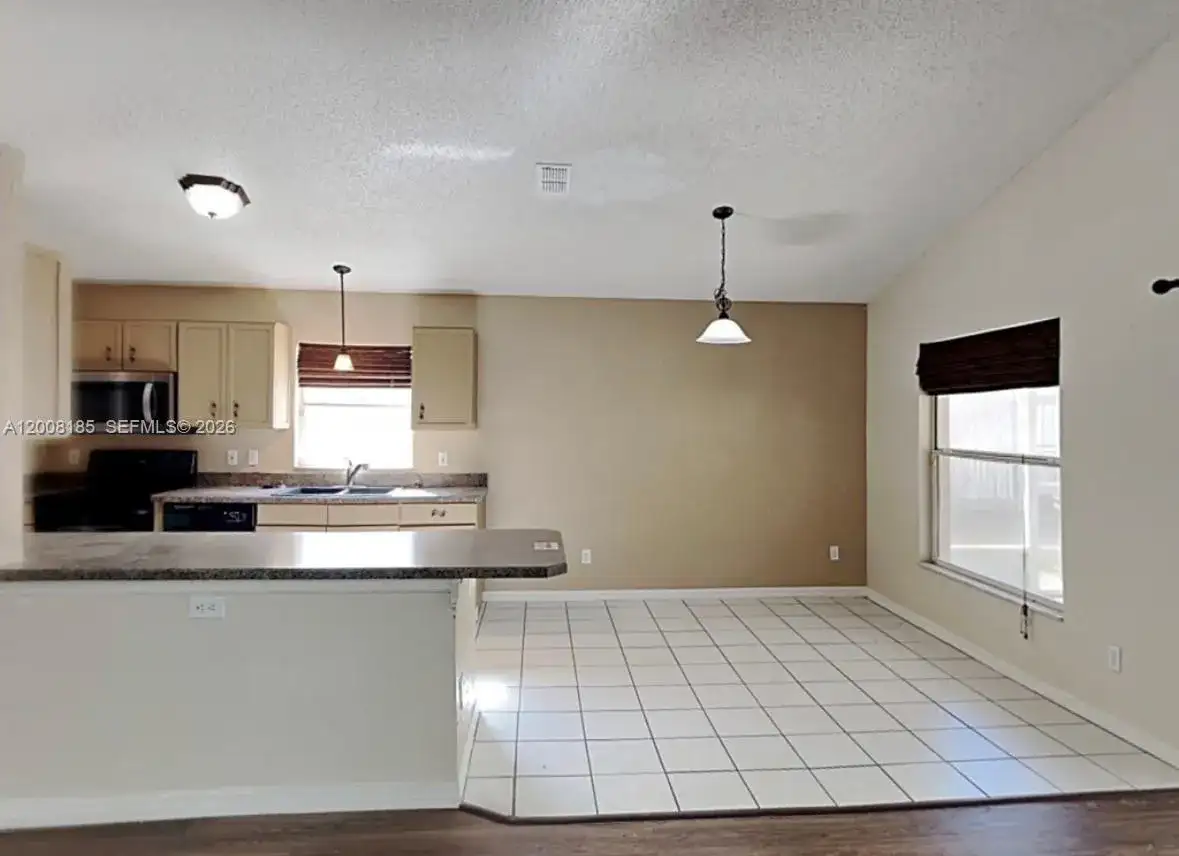 15970 SW 81st Ter, Miami FL 33193 photo 3