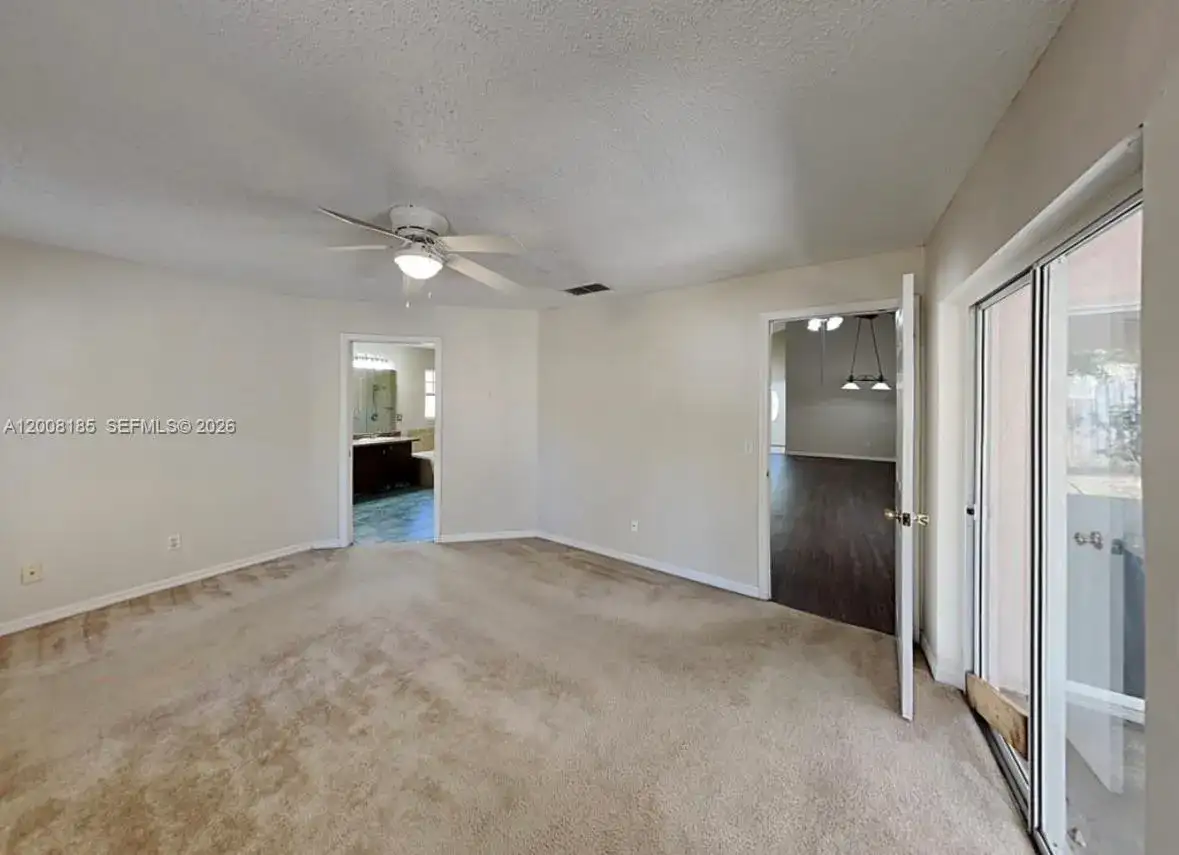 15970 SW 81st Ter, Miami FL 33193 photo 4