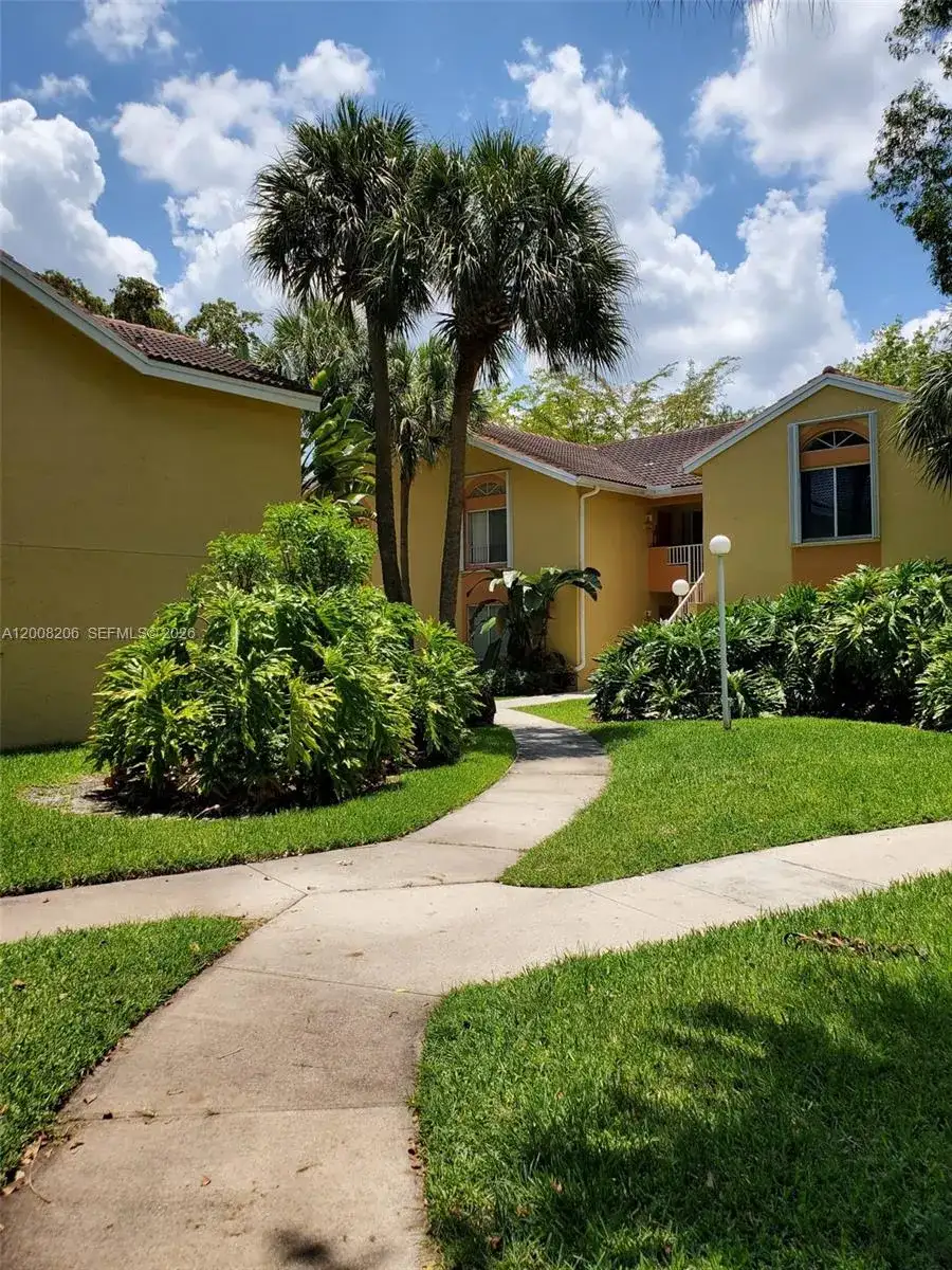 1154 Coral Club Dr # 1154, Coral Springs FL 33071 photo 4