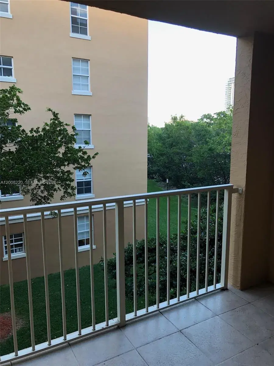 19555 E Country Club Dr # 8403, Aventura FL 33180
