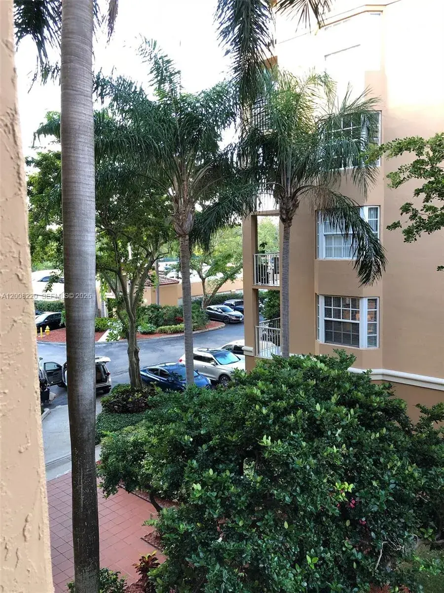 19555 E Country Club Dr # 8403, Aventura FL 33180