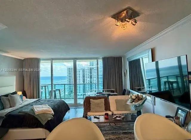 2501 S Ocean Dr, Hollywood FL 33019