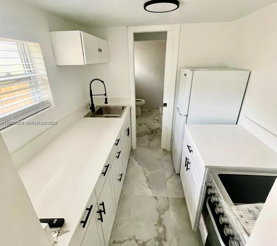 1649 NE 8th Ave # 1, Fort Lauderdale FL 33305