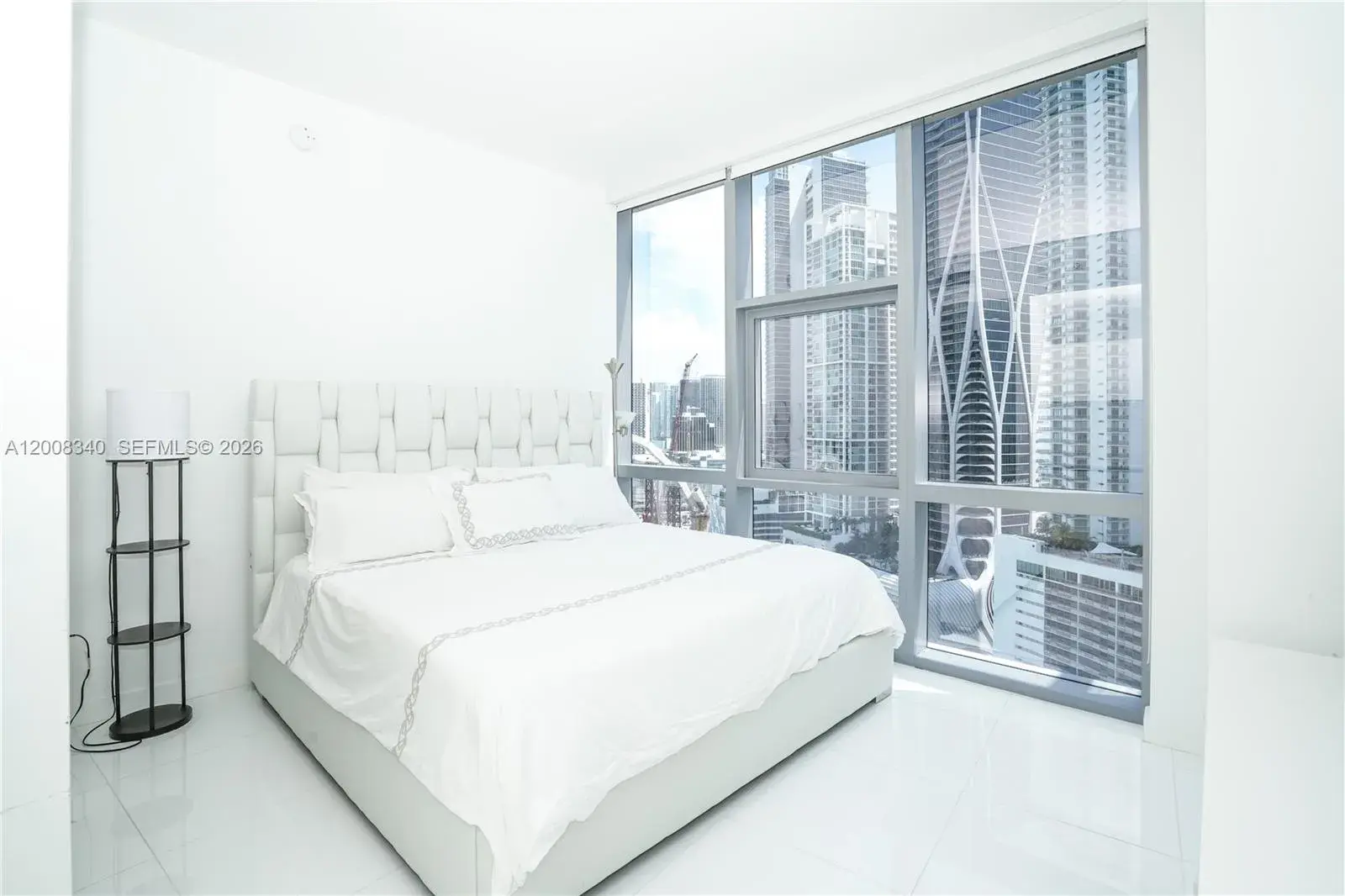 851 NE 1st Ave # 2101, Miami FL 33132