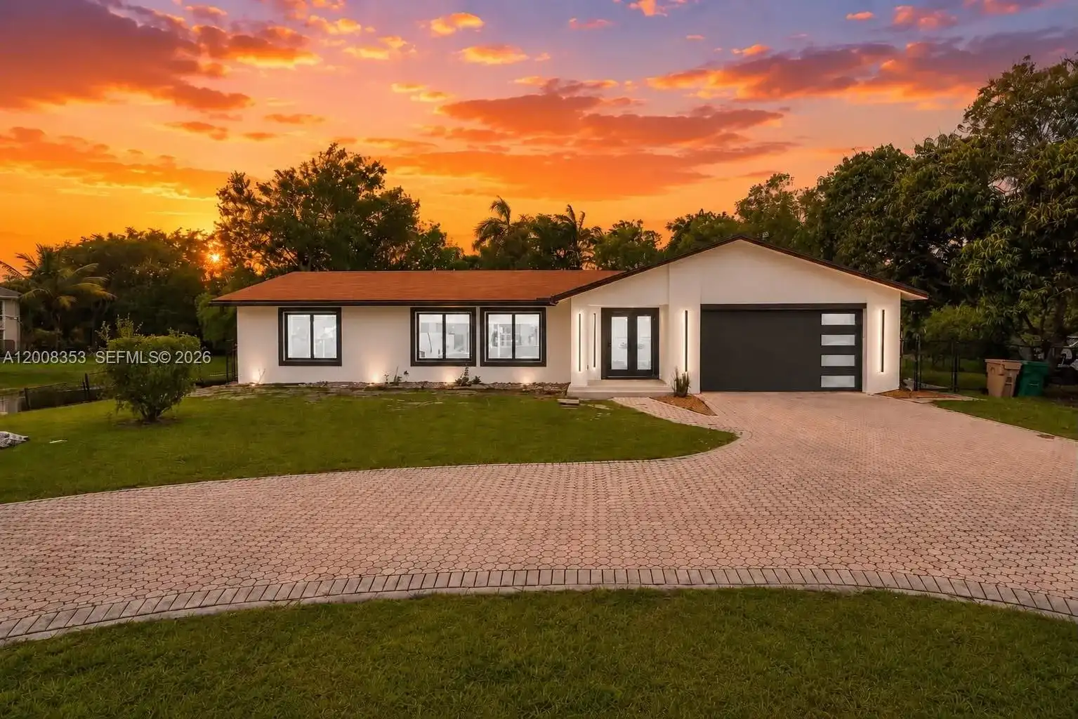 4700 SW 110th Ave, Davie FL 33328
