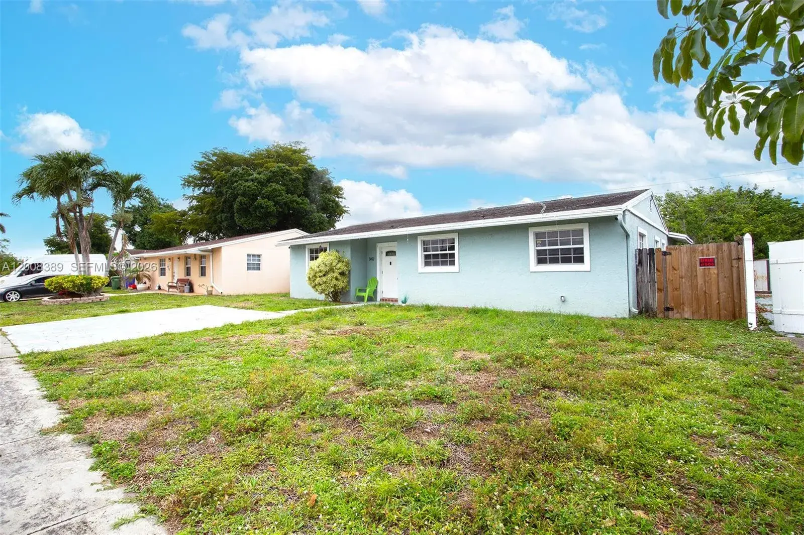 7471 SW 1st St, Margate FL 33068