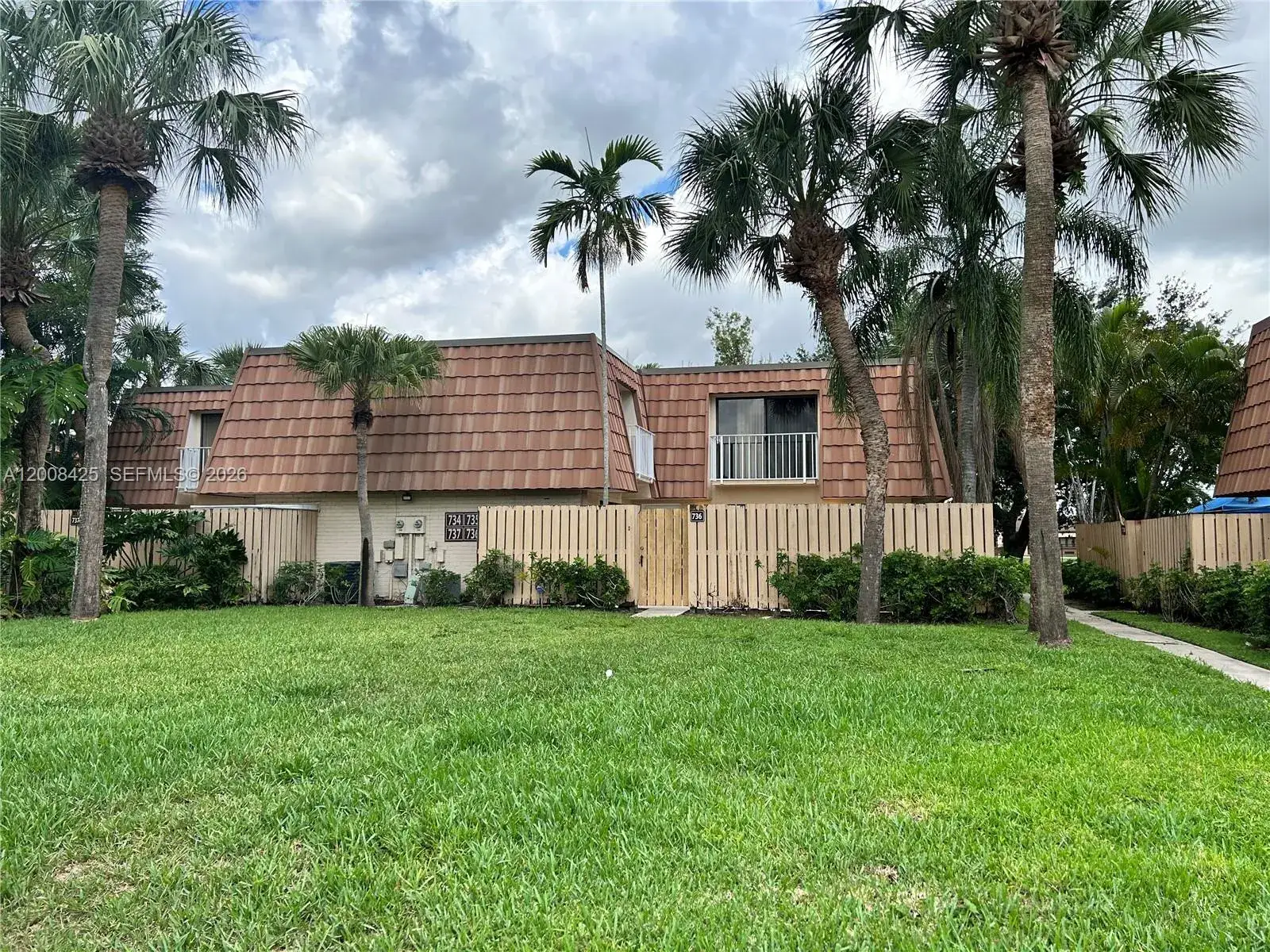 736 Mill Valley Pl # 736, West Palm Beach FL 33409