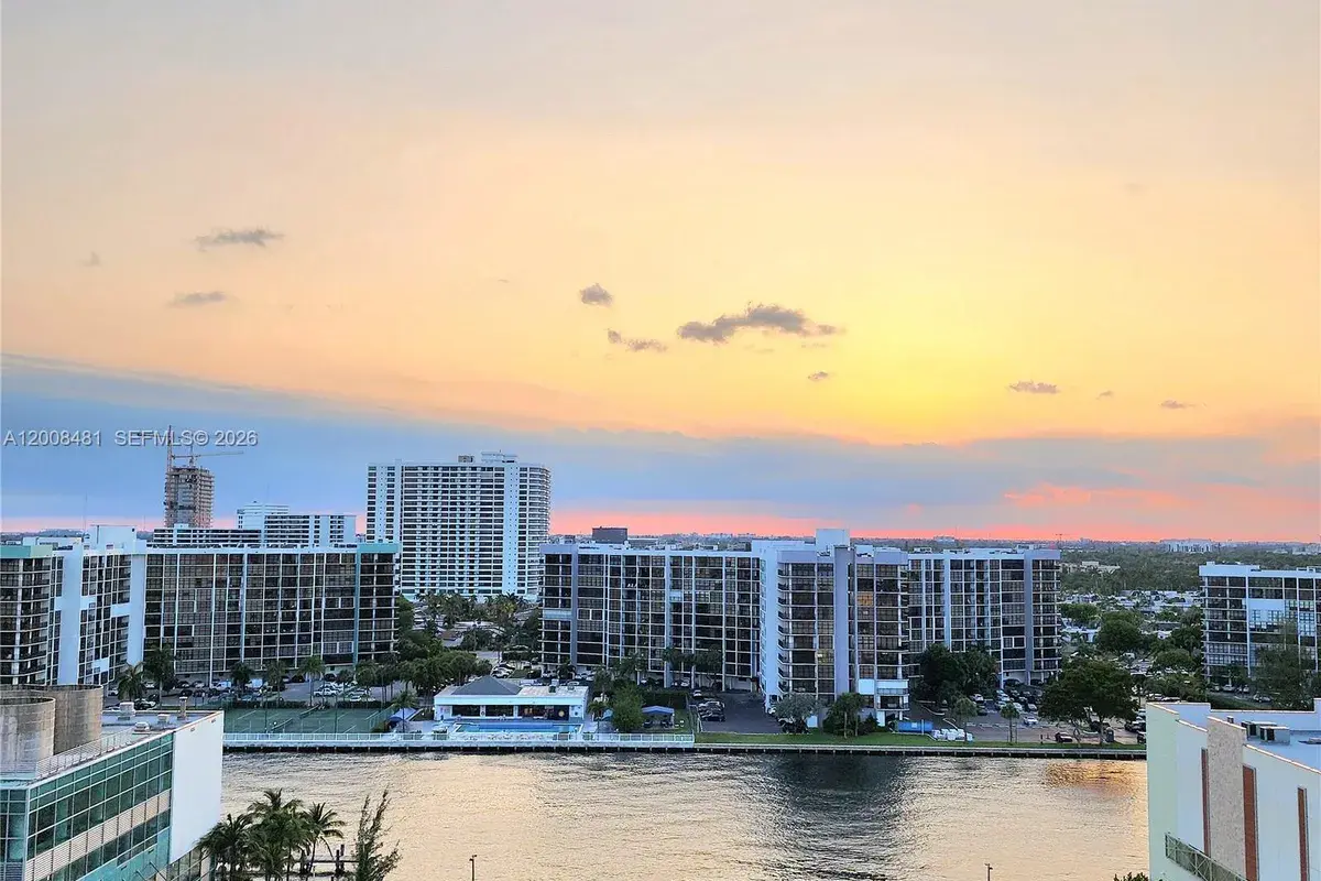 3505 S Ocean Dr # 1203, Hollywood FL 33019