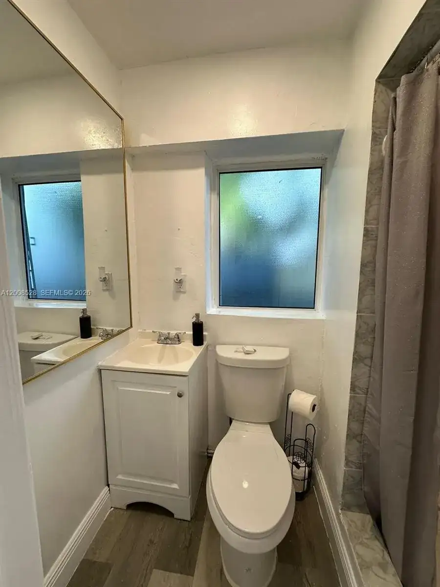 501 NE 70th St # 3, Miami FL 33138 photo 5