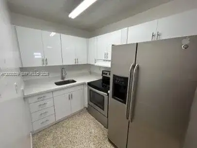 142 SW 18th Ave # 20, Miami FL 33135