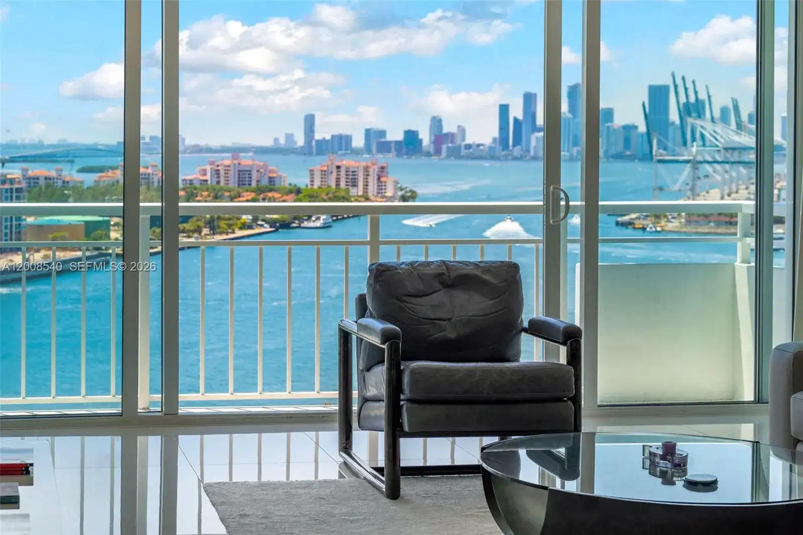 400 S Pointe Dr # 2101, Miami Beach FL 33139 photo 4