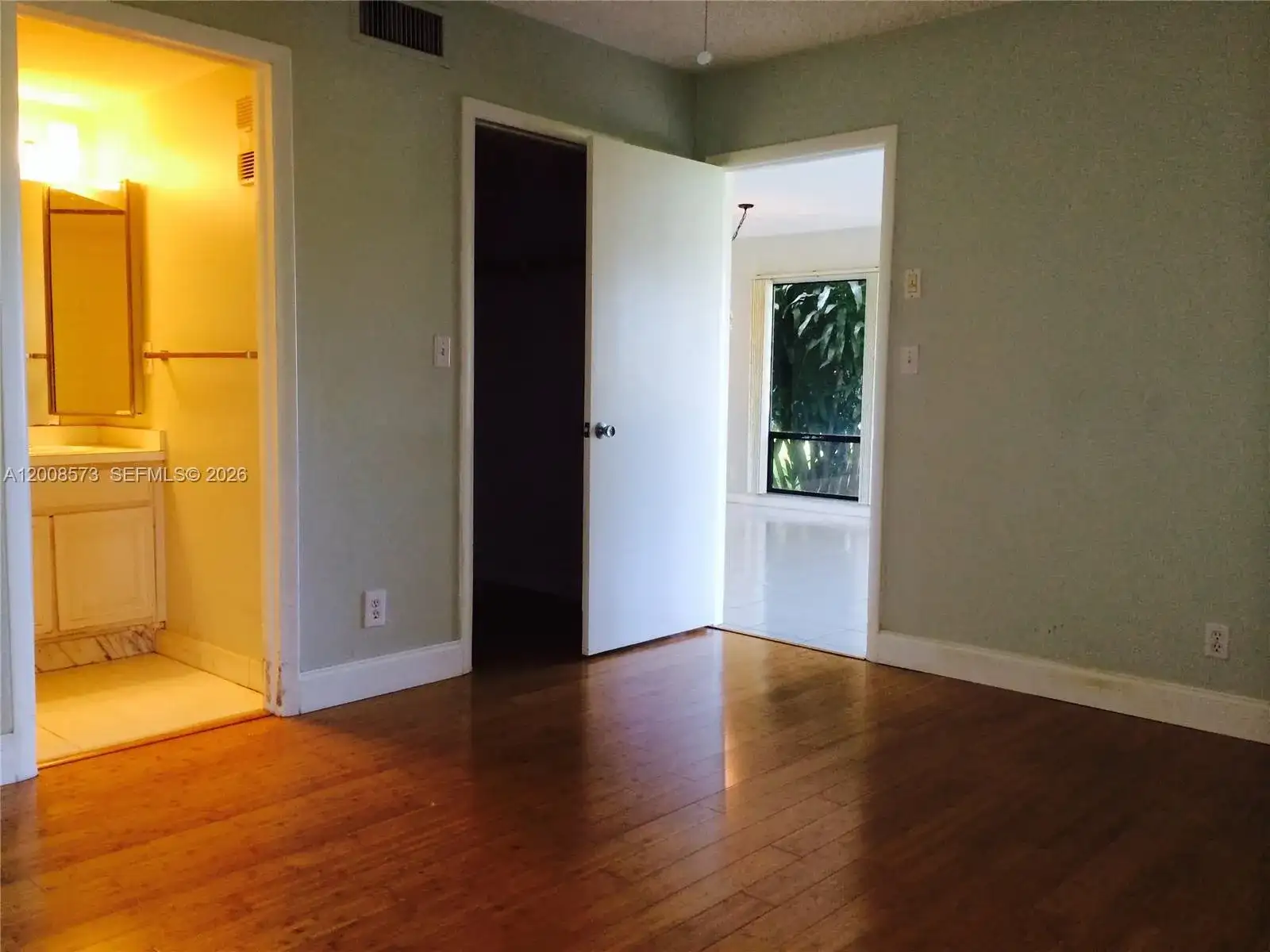 3050 Presidential Way # 101, West Palm Beach FL 33401 photo 5