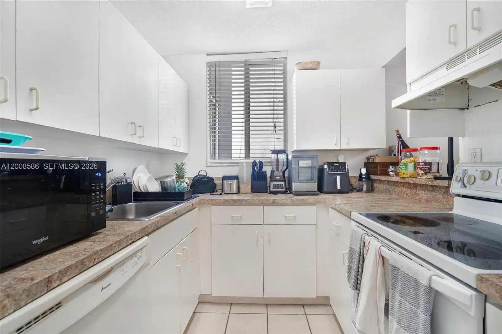 126 SW 17th Rd # 507, Miami FL 33129 photo 3