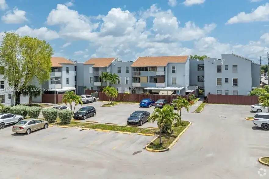 6095 W 18th Ave # S219, Hialeah FL 33012 photo 2