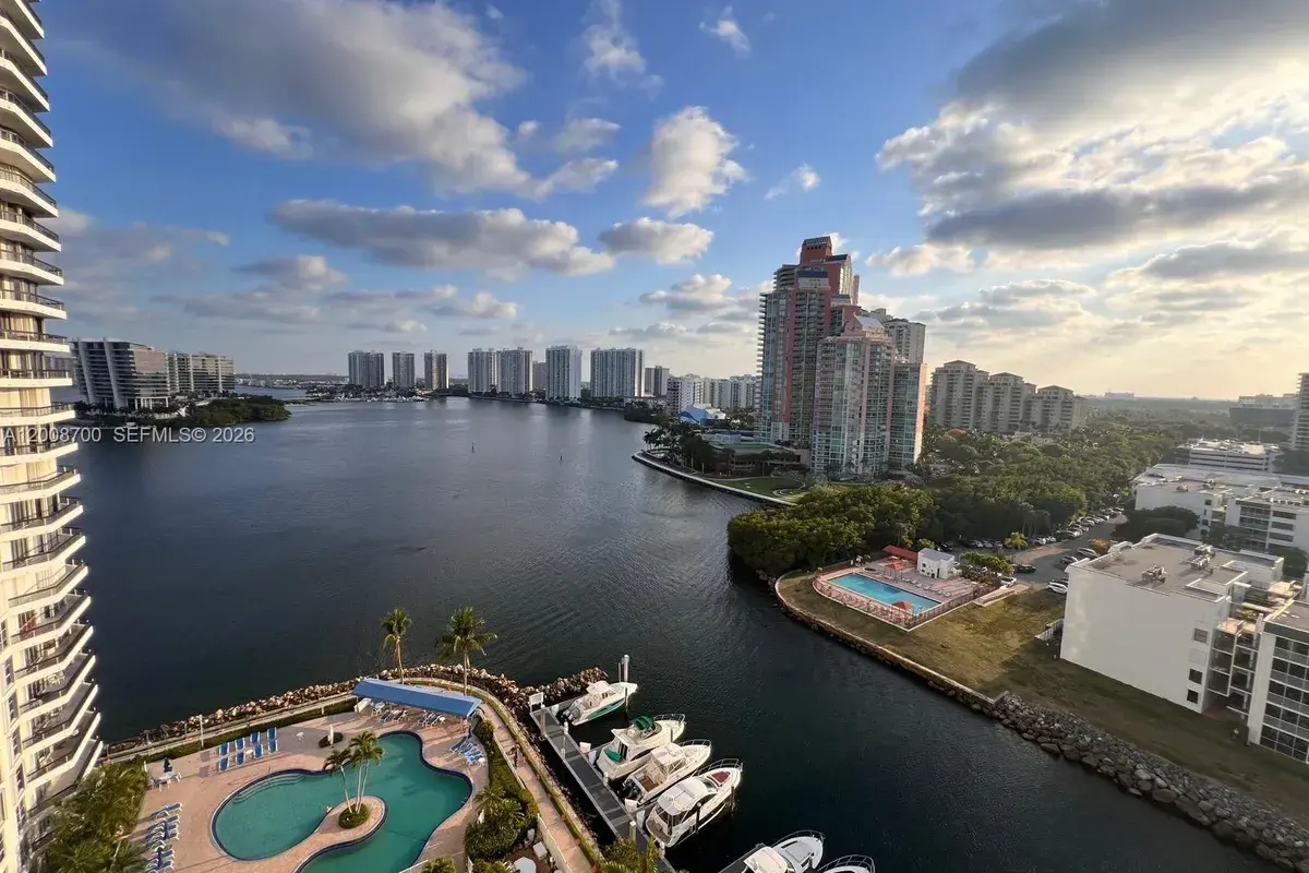 3530 Mystic Pointe Dr # 1605, Aventura FL 33180
