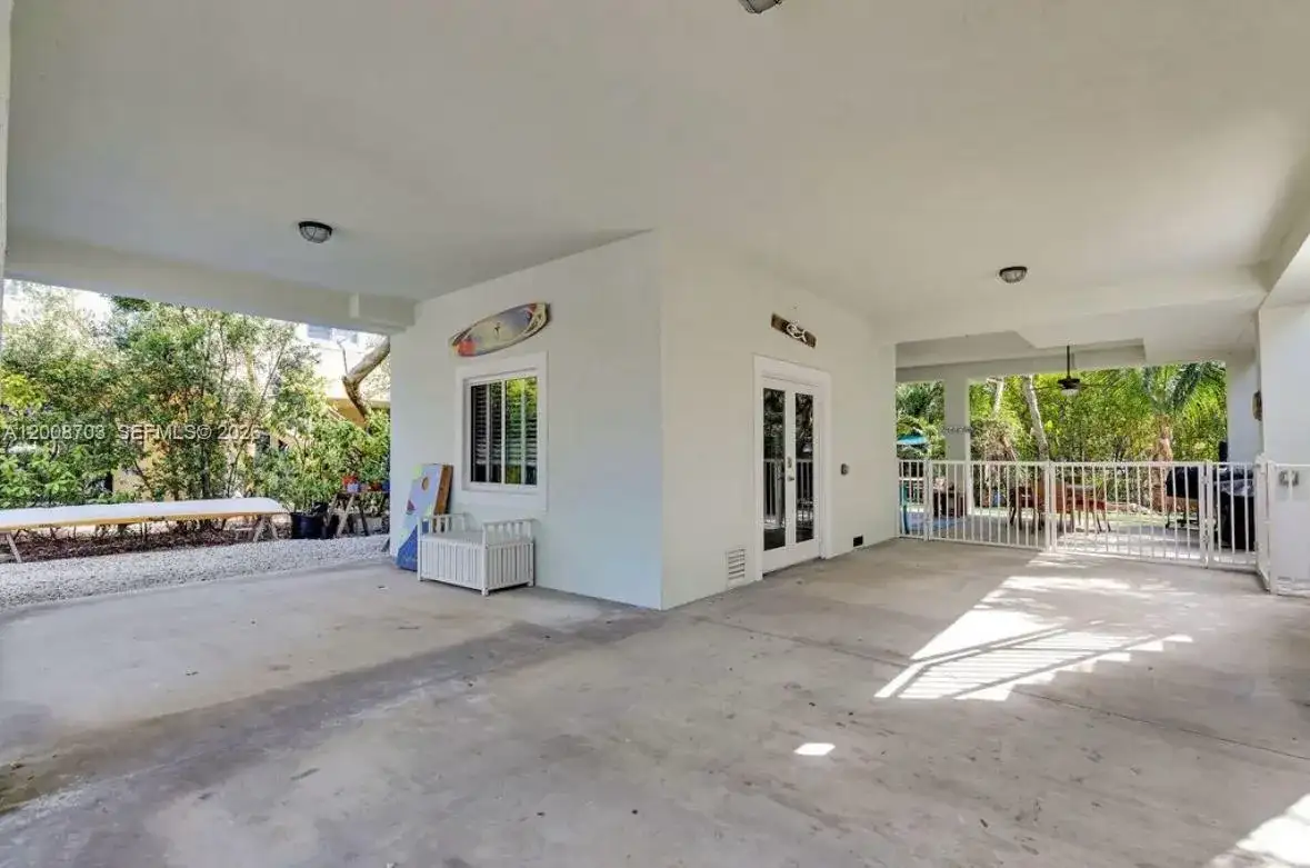 1019 Snapper Ln, Key Largo FL 33037 photo 3