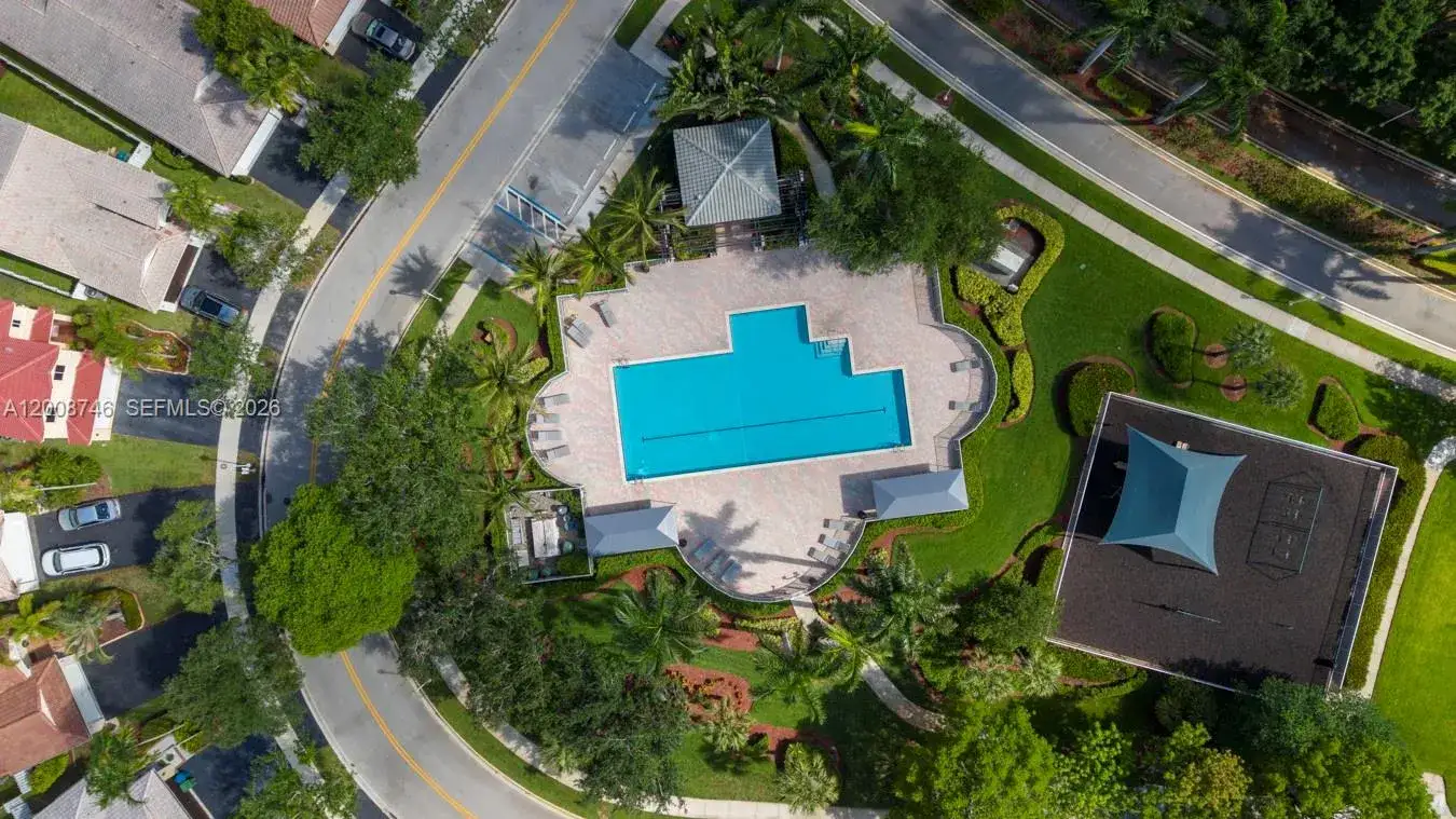 1919 Madeira Dr # 4, Weston FL 33327