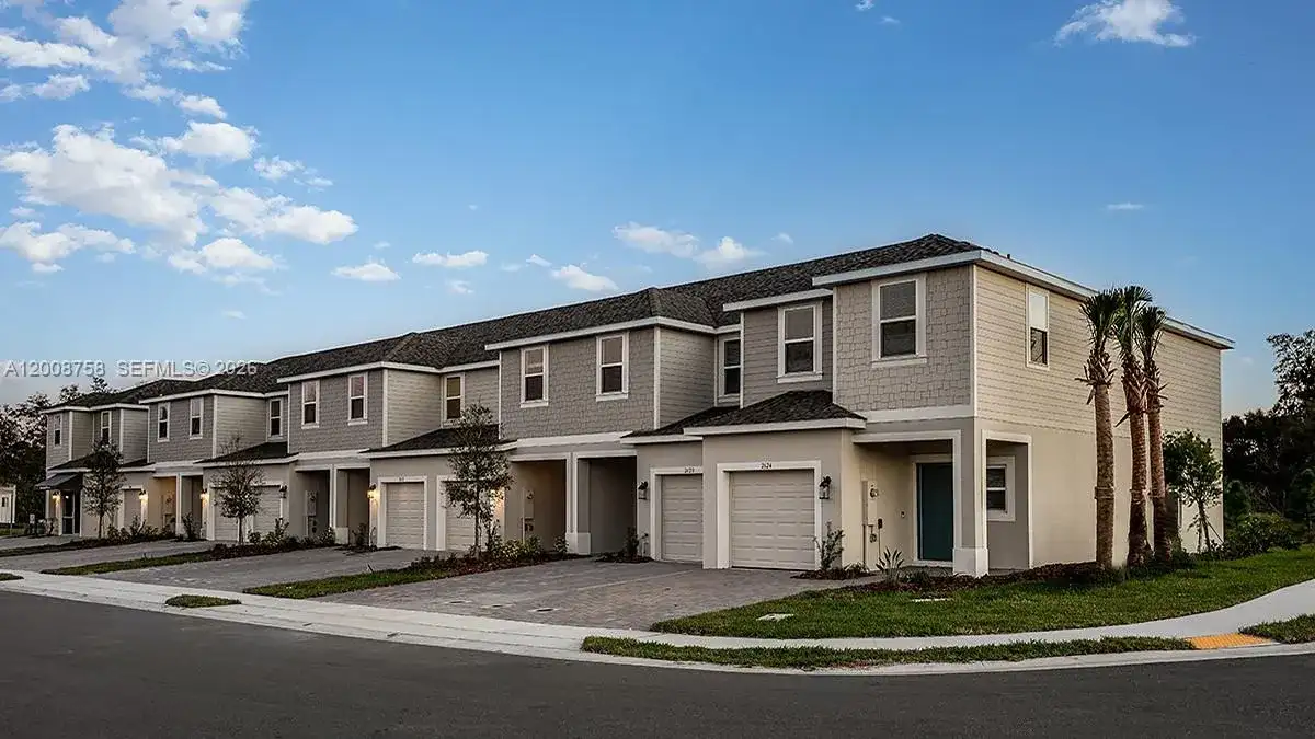 2978 Canary Ave, Other City - In The State Of Florida FL 33837 photo 2