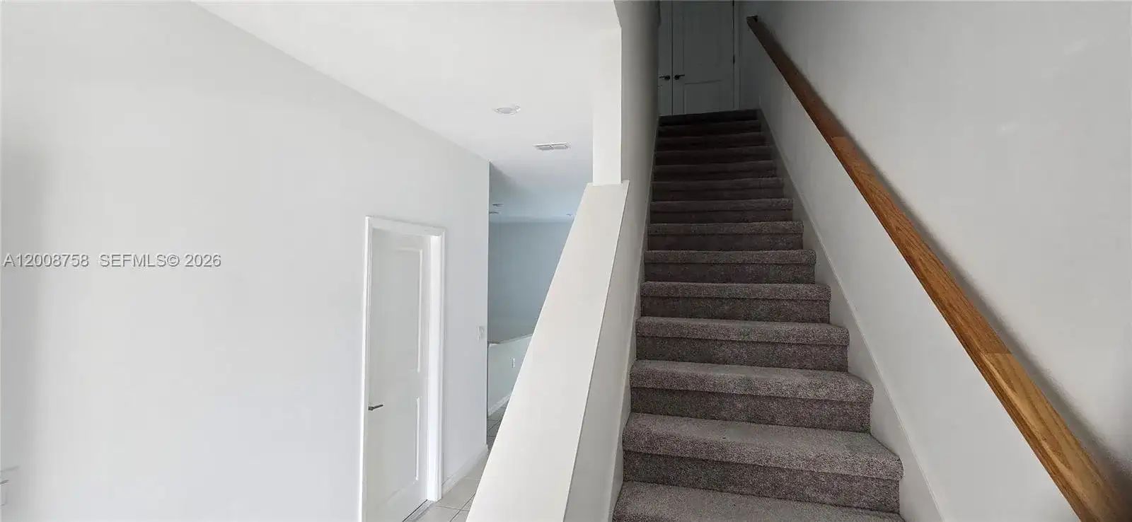 2978 Canary Ave, Other City - In The State Of Florida FL 33837 photo 4