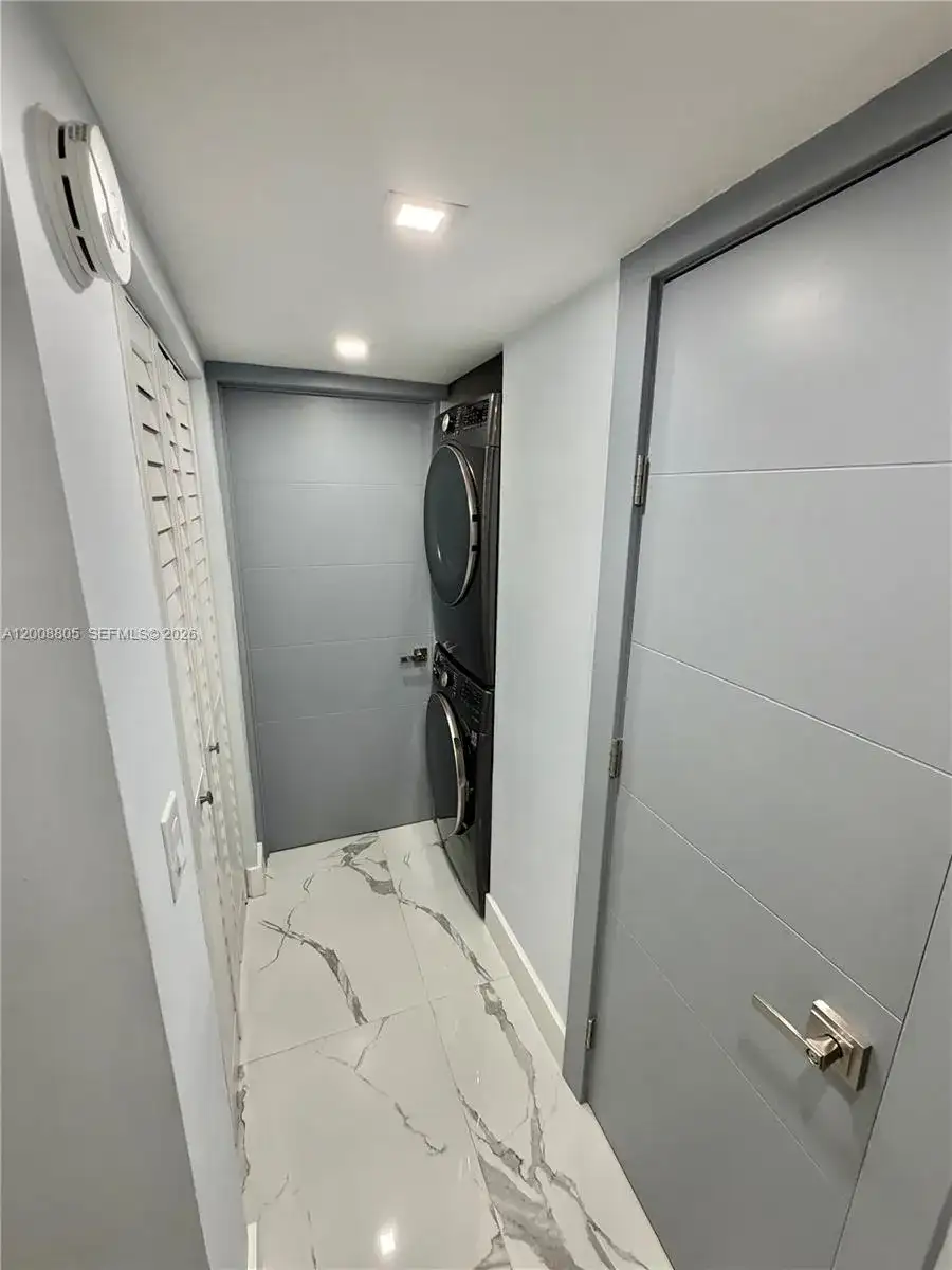 1100 W 35th St # 4, Hialeah FL 33012 photo 4