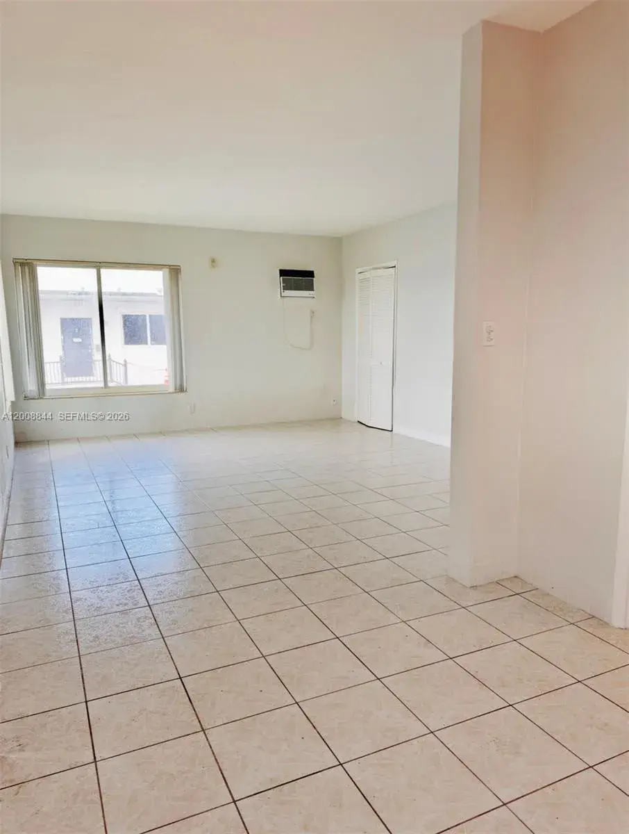 505 S OCEAN DR # A1, Hollywood FL 33019
