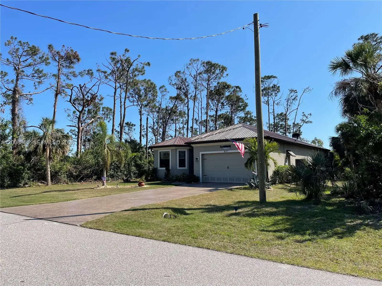 385 Albatross Rd, Port Charlotte FL 33947 photo 2