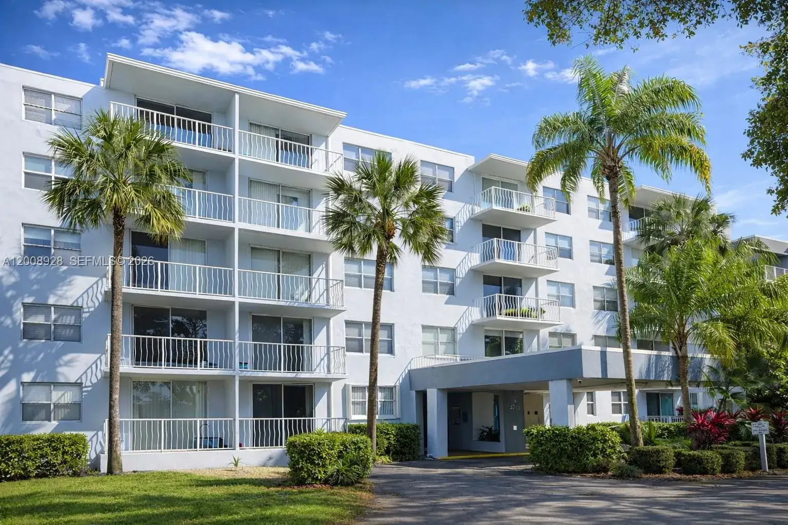 470 Executive Center Dr # 2D, West Palm Beach FL 33401