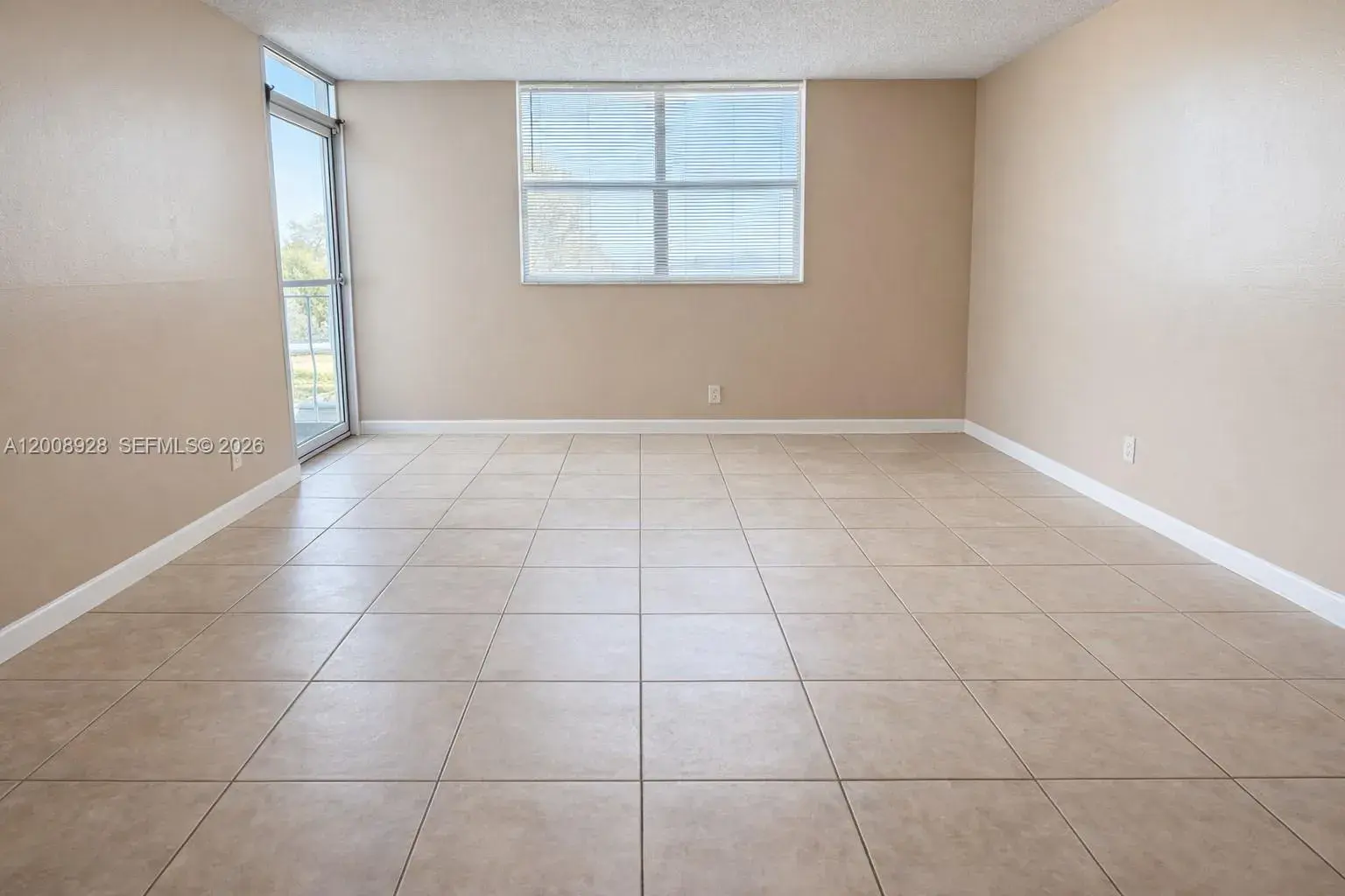 470 Executive Center Dr # 2D, West Palm Beach FL 33401