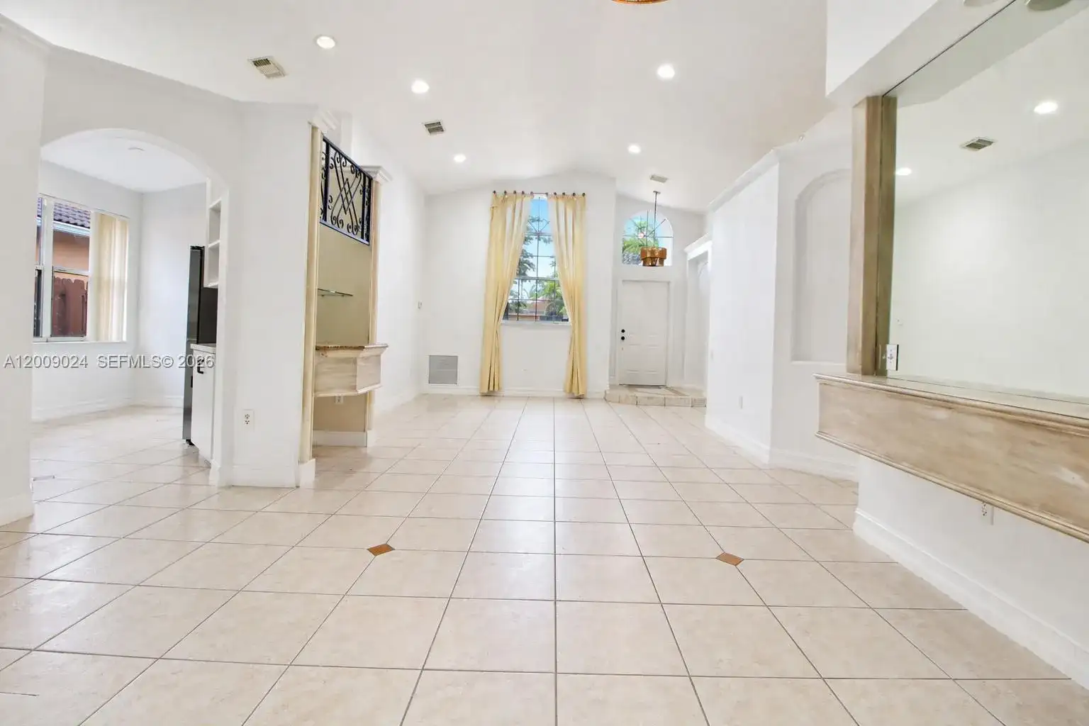 9437 SW 183rd Ter, Palmetto Bay FL 33157 photo 3