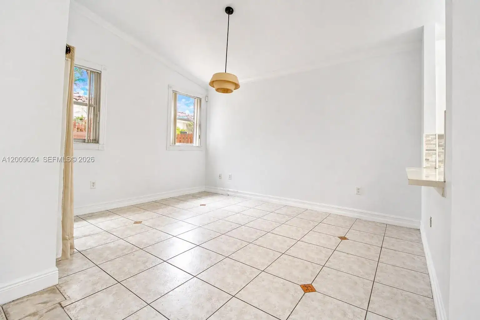 9437 SW 183rd Ter, Palmetto Bay FL 33157 photo 5