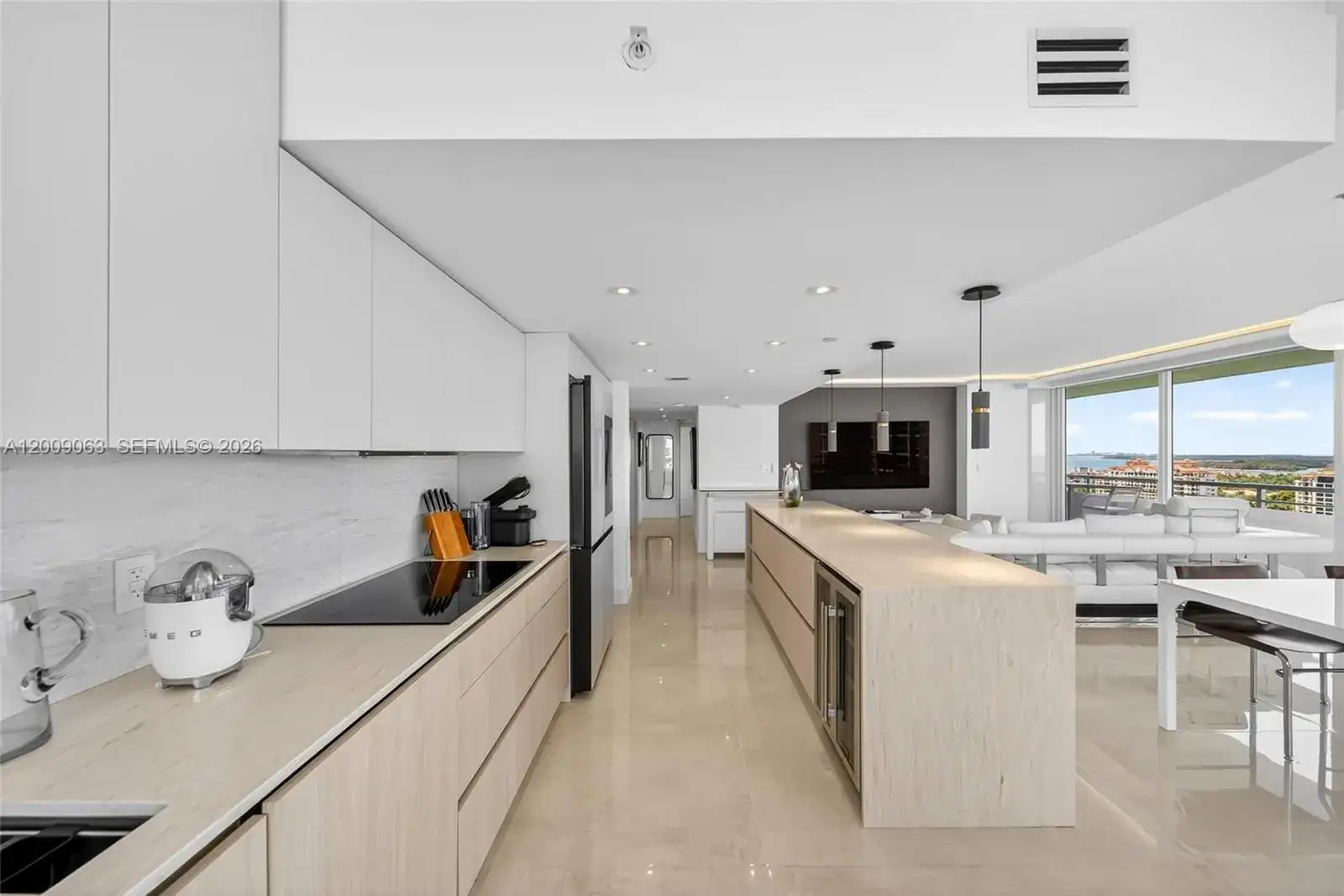 400 S Pointe Dr # 2009, Miami Beach FL 33139 photo 5