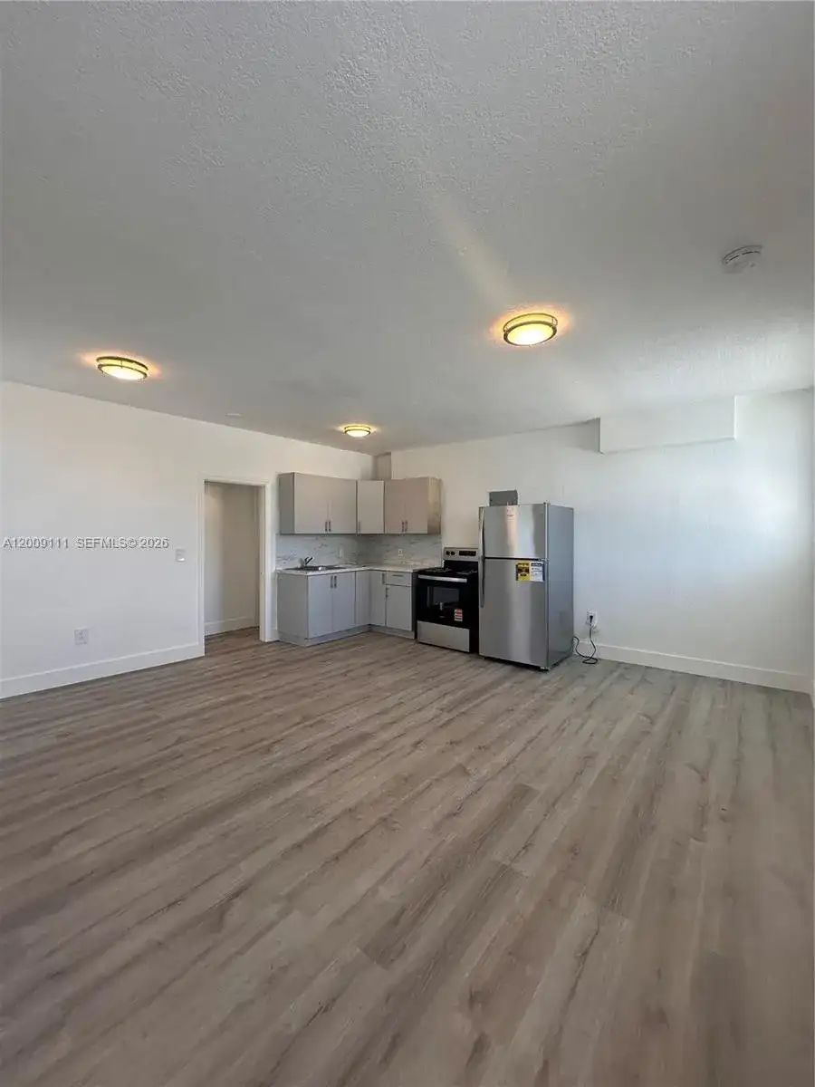 50 NW 79th St # 6, Miami FL 33150 photo 3