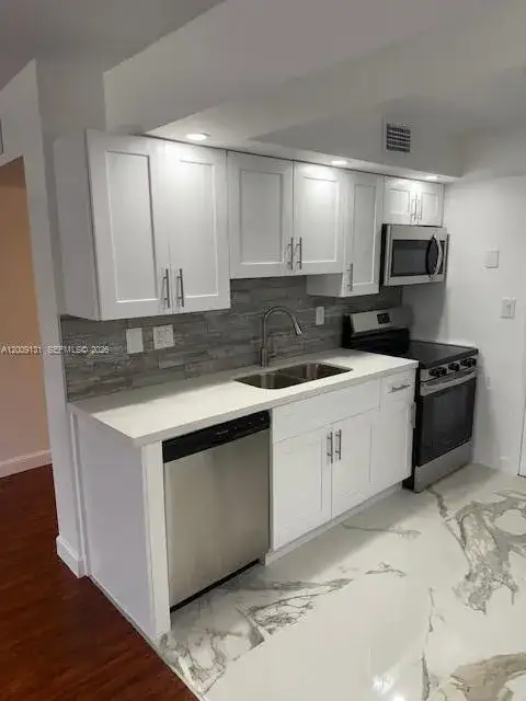 1901 S Ocean Dr # 207, Hollywood FL 33019 photo 3